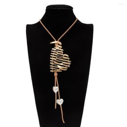 Pendant Necklaces Amorcome Vintage Brown Leather Neck Chokers Necklace For Women Gold Color Stripes Heart Pendants Jewelry Accessories