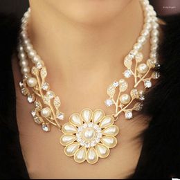 Chains Korean Fashion Luxury Pearl Rhinestone Flower Short Collarbone Necklace With European And American Style Accessories
