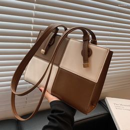 Evening Bags Light Luxury Korean Edition Women's Bag Large Capacity 2023 Fashion Shoulder Contrast Shopping Commuter Tote
