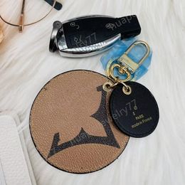 Fashion Womens Presbyopia Keychain Designer Round Brand Keychain Car Keychain Bag Accessories Brand Jewellery