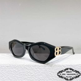 2023 luxury designer sunglasses B Family's New Plate Polygon Men's and Women's Fashion INS.com Red Stars Same Style Sunglasses BB0251