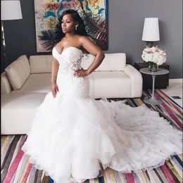 Plus Size Mermaid Wedding Dresses African Elegant Sweetheart Lace Appliqued Wedding Gowns Tiered Ruffles Tulle Corset Vestidos De 274r