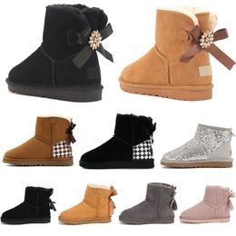 Mini Bow Avustralyalı Çocuk Botları Klasik Kız Ayakkabı Toddler Çocuk Kış Snow Boot Wggs II Bebek Çocuk Gençlik Ly Chesut Siyah Furry