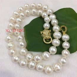 Pendant Necklaces Fashion Freshwater Pearl White 9-10MM Necklace 18 " Leopard Clasp