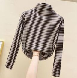 T-shirt moda donna manica lunga versione coreana base top casual sciolto t-shirt stampata a pois da ufficio donna pullover girocollo