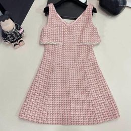 Casual Dresses 23French Pink Knitted Sleeveless A-line Dress Elegant V-neck Wool Waist Wrap Fashion Solid Colour Clothes Style