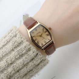 Wristwatches 30M Water Proof Retro Brown Women Watches Qualities Small Ladies Vintage Leather Bracelet Watch Female