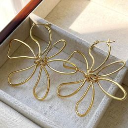 Hoop Earrings Simple Metal Woven Flower Punk Aesthetic Design Gold Color Large Fashion Women Jewelry