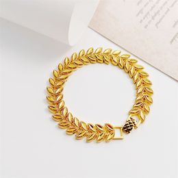 Charm Bracelets Yellow Gold Colour Bangles for Women Exquisite Leaf Chain Bracelet Pulsera Femme Wedding Jewellery Party Gifts Bijoux 230801