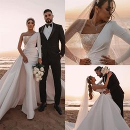 2022 Gorgeous Sequined Arabic Wedding Dresses With Detachable Train One Shoulder Mermaid Bridal Dresses Tulle Vintage Sexy Wedding335I