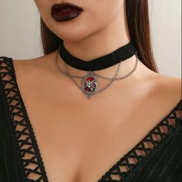 Choker Gothic Dark Black Flannel Women Red Spider Pendant Necklace Sexy Tassel Clavicle Chain Halloween Jewellery Accessories