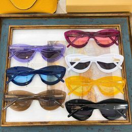 2023 luxury designer sunglasses Luo Yijia's New Fashionable Cat Eye for Women INS Same Style Individuality Dudu Lip Sunglasses LW40096