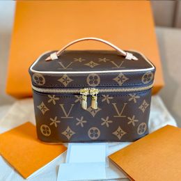 nice bb vanity M41178 Cross Body hand bag Totes Clutch Bags shoulder luxurys Designer Genuine Leather Womens fashion makeup make up mens vanity square cosmetic Bags