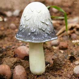 Garden Decorations Mushroom Figurine Decorative Realistic Miniature Colorfast High Simulation Fairy Ornament Supplies