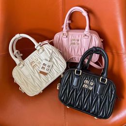 Womens small handbag high quality Designer bag Luxury Shoulder purse fashion Matelasse bowling pochette Tote Bag Crossbody mens wallet Clutch top handle lady Bags