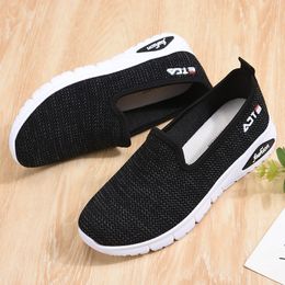 2023 hots Designer Casual Shoes for men women sneakers sports mens trainers size 41