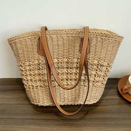 Totes Leisure Latan Large Capacity Shopping Handbag Designer Willow Women's Handbag Summer Beach Straw Bag Women's Travel Basketstylishhandbagsstore