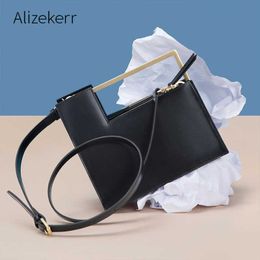 Evening Bags Metal Handle Handbag Women Niche Luxury Designer Box Black Totes Messenger Cross Body Small Square Purse Ladies Fashion 230427