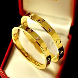 Luxury Design Fashion Love Screw Bangle Trendy Gold Plated Titanium Steel Cuff Bracelet With Diamond Women Men Classic Designer Jewelry