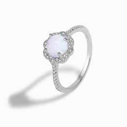 European and American retro S925 sterling silver, white gold, white Australian gem, flower shaped silver, exquisite women's ring