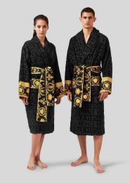 Top Quality Cotton Men Women Bathrobe Sleepwear Long Robe Designer Letter Print Couples Sleeprobe Nightgown Winter Warm Unisex Pyjamas Coat
