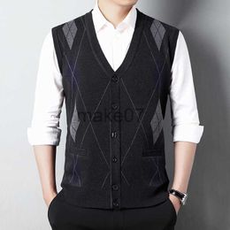 Men's Sweaters Autumn and Winter New Men's Cardigan Casual Knitted Sweater Vest Sleeveless Outer Wear Tops J230802