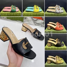 Leather Mid Heel Ladies Sandals Slippers Designer Fashion Ladies Flats Ankle Buckle Rubber Sole Mules Summer Beach Sexy Wedding Shoes 34-42 L3