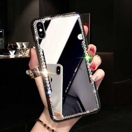 Cell Phone Cases Luxurious Glitter Diamond Creative Makeup Mirror Phone Case For iPhone 14 13 12 11 Pro Max X XR XS 7 8 Plus SE2020 Cover L230731