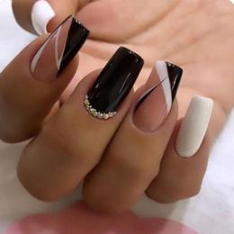 False Nails 3D Fake Accessories Faux Ongles Short Sqaure Tips With Diamond White Black Gemetric Lines Desing Press On Nail Set