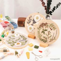 Chinese Style Products DIY Style Flowers Plants Pattern Frame Hoop Cross Stitch Punch Needle Embroidery Thread Sewing Craft R230803