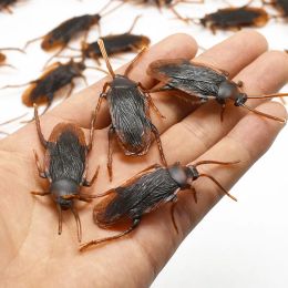 Halloween April Fools Day Gadget Plastic Cockroaches Joke Decoration Props Rubber Toy Gags Practical Jokes Toys Plastic Bugs CockroachZZ