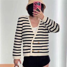 Women's Women's Knitwear Autumn and Winter New V-neck Striped Sweater Minimalist Style Long Sleeve Shawl Coat