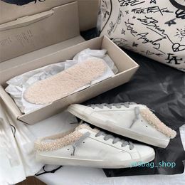 Designer Winter Style Couple Lamb Hair Little Dirty Shoes Semi trailer Casual shoes