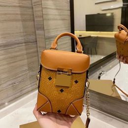 Women's Luxury and Cute Small Square Bag Designer One Shoulder Crossbody Bags Exquisite Metal Buckle Handbag Daily Mobile Wallet totes