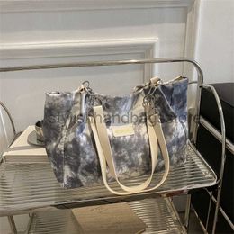 Shoulder Bags 2023 New Simple High Capacity Handbag for Women Tote Personalised Contrast Autumn Fashion Bag One Shoulder Tote Bagstylishhandbagsstore