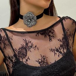 Luxury Shiny Rhinestones Flower Choker Necklaces for Women Trendy Wedding Wide Flannelette Collar on Neck Fashion Jewellery Female