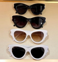 Shiny Black Grey Cat Eye Sunglasses 506 Women Designers Sunglasses Shades Occhiali da sole Designer Sunglasses Glasses UV400 Eyewear