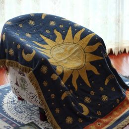 Blankets American Country Retro Jacquard Woven Blanket Sun Moon God Sofa Throw Dust proof Cushion Carpet Textile Drop 230802