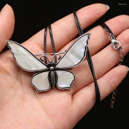 Pendant Necklaces Natural Shell Butterfly Brooches Alloy Insect Necklace Mother Of Pearl Shells Charms For Women Fashion Jewelry