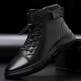 Boots Men's motorcycle boots comfortable platform boots men's outdoor high top leather boots fashionable comfortable waterproof men's shoes Z230803