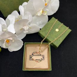 Vintage Letters Pendant Necklaces Womens Designer Necklace Colourful Diamond Designs Chokes Hip Hop Necklace Jewellery