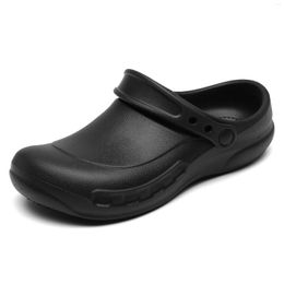 Sandals Jumpmore Safety Shoes Non-slip Oil-resistant Men Wet Places Working Kitchen Bathrooms Size 38-48