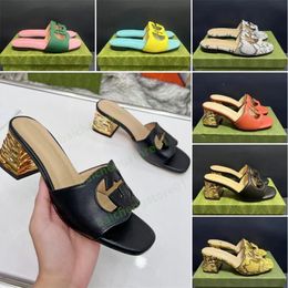 2023 Women's Interlocking G Slippers Cut-out Slide Sandal Sandals Chunky Heel Rubber Platform Alphabet Lady Mid Block Heels Slipper Bright Leather Sandal b4