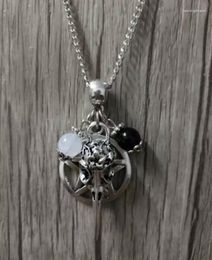 Pendant Necklaces 1 Pcs Vintage Style Raven Pentagram Black & White Beads Necklace Charm Punk Gothic Jewelry