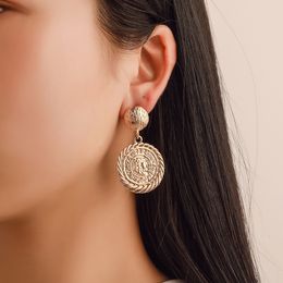 Stud Fashion Classic Retro Portrait Sweet Cool Ear Studs Earrings Simple Antique Gold Womens Party Jewellery 230803