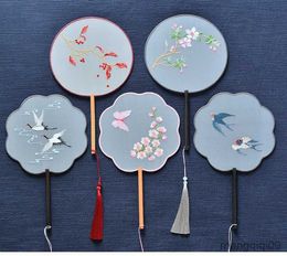 Chinese Style Products Double sided Embroidery Silk Round Fan with Handle Chinese Traditional Craft Decorative Women Costume Dance Show Gift R230804