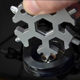 Tools 2022 18 En 1 Multifunctional Tool Bicycle MuItifunctinnal Wrench Stainless Steel Snowflakes Multi-tool Bicycle Tools Accessories HKD230804