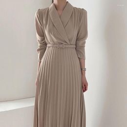 Women's T Shirts Spring Autumn Elegant V Neck Long Pleated Dress For Women Korean Style Sleeve Office Wear Ladies Chic Vestidos