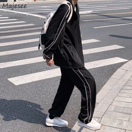 Mens Tracksuits 2 Pcs Sets Men Allmatch Korea Style Fashion Loose College Spring Retro Black Patchwork Cool Harajuku Casual Daily 230804