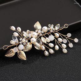 Hair Clips Elegant Golden Pins Banquet Headwear Vintage Leaf Headdress Minimalist Wedding Metal Accessories